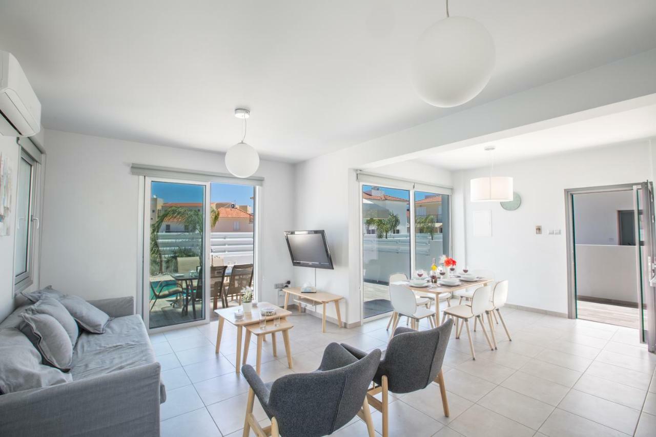 Kitsios Villas With Private Pool No2 Protaras Exterior photo